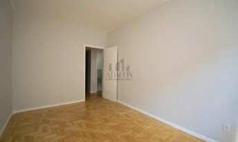 Imagem 5: Apartamento de 2 dormitórios com sacada no Centro