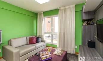 Imagem 5: Apartamento duplex com dois dormitórios, dois banheiros e uma vaga de garagem no bairro Au