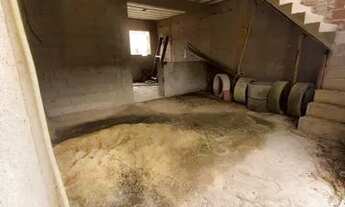 Imagem 2: Casa de luxo em construção