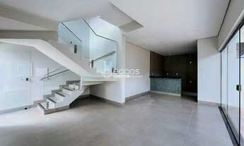 Imagem: Sobrado com 3 quartos para venda no bairro