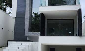 Imagem 2: Casa de condomínio para venda com 360 metros quadrados com 5 quartos