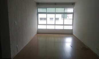 Imagem 2: Excelente apartamento 1 dorm. com garagem. Em frente Santa Casa
