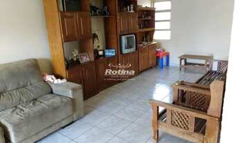 Imagem 6: Apartamento para aluguel, 3 quartos, 1 suíte, 2 vagas, Centro - Uberlândia/MG