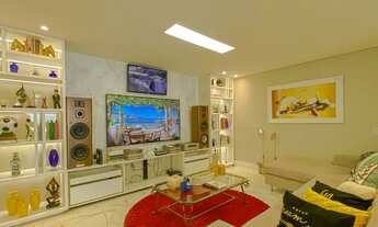 Imagem 5: Casa para venda possui 320 metros quadrados com 4 quartos em Serraria - São José - SC