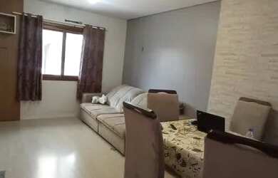 Imagem 3: Casa no bairro Hípica com 3 dormitórios, 2 vagas - Hípica