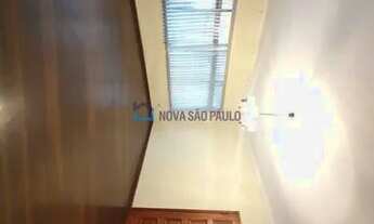 Imagem 5: Excelente sobrado ensolarado com entrada lateral e 2 vagas de garagens!