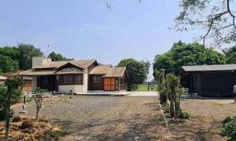 Imagem 2: Sítio 1 hectare escriturado com 4 casas, somente 1,5km RS040, Águas Claras..