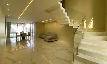 Imagem 3: Casa Duplex Alto Padrão na Praia do Morro em Guarapari- ES- Support Corretora de Imóveis