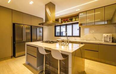 Imagem 2: Casa de condomínio para venda com 800 metros quadrados com 6 quartos