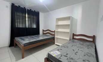 Imagem 2: Casa para venda possui 106 metros quadrados com 3 quartos em Boa Vista - Joinville - SC