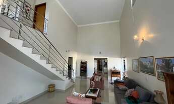 Imagem: Sobrado 4 suítes (3 suítes térreas) no