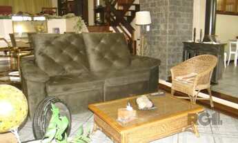 Imagem 7: Casa de 370m² - 4 dormitórios, 2 suítes e 4 vagas de garagem no bairro Espírito Santo