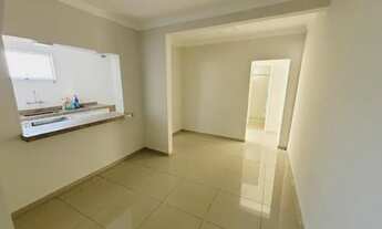 Imagem 4: Casa de esquina na Pompéia com 3 dormitorios, 3 banheiros completos e 4 vagas cobertas