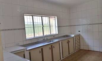 Imagem 2: Casa 3 cômodos com vaga na garagem