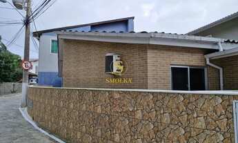 Imagem 7: Duas casas + 4 apartamentos à venda, a 50 metros da praia, no bairro Pântano do Sul, Flori