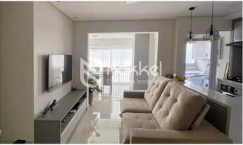 Imagem 2: Apartamento com 79 m², 2 quartos sendo 1 suíte com closet, mobiliado à venda no bairro Alt