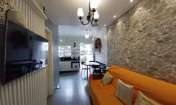 Imagem: Sobrado, possui 03 dormitórios - Mato Grande