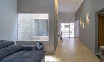 Imagem 2: Lindíssima casa à venda com 3 quartos, sendo 1 suíte no Bosque das Araras em Três Lagoas