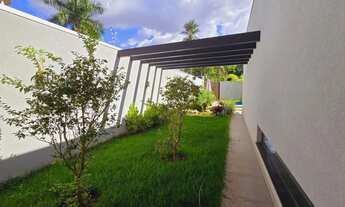 Imagem 7: Casa Térrea com 4 Quartos e Suíte Master- Jardim Bela Vista