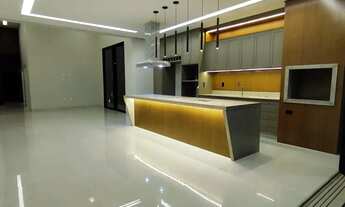 Imagem 2: Térrea para venda com 225 metros quadrados com 3 quartos