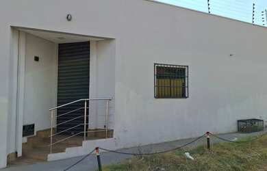 Imagem 3: Sala Comercial. Residencial Despraiado. Rua N (Rua Principal