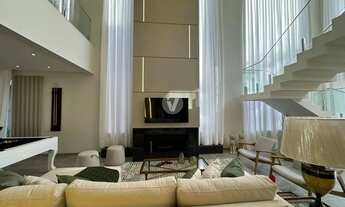 Imagem 2: Belíssima casa com Piscina à Venda no Condomínio Enseada!