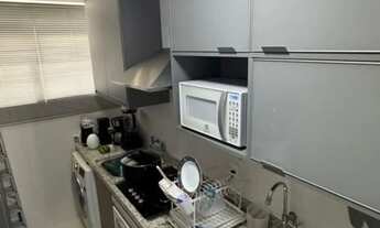 Imagem 3: Apartamento para Venda em Salvador, Costa Azul, 2 dormitórios, 1 suíte, 2 banheiros, 1 vag