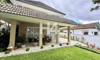 Imagem 3: CASA com 4 dormitórios à venda com 400m² por R$ 2.950.000,00 no bairro Mercês - CURITIBA