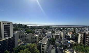 Imagem 2: Vende-se amplo apartamento 3 quartos com suíte e 2 vagas no Menino Deus - 88m²