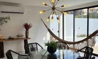 Imagem 4: Belíssima Casa 5/4 Sendo 04 Suites Alto Padrão Recém-Reformada em Capim Macio