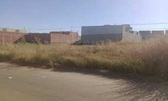 Imagem 7: Oportunidade no Vida Nova, ágio de lote, murado fundos e em uma lateral em Anápolis aprov