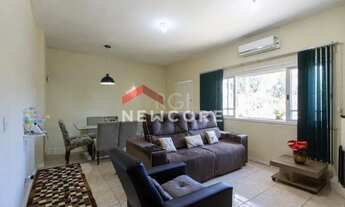 Imagem 2: Casa em Avenida da Cavalhada - Cavalhada - Porto Alegre/RS