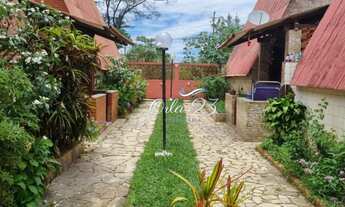 Imagem 2: JACONÉ, ORLA 23 IMOBILIÁRIA VENDE! Casa estilo chalé em área nobre na quadra da praia