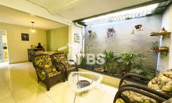 Imagem 2: CASA TERREA - 3 QUARTOS - SETOR AEROPORTO - RUA 31-A