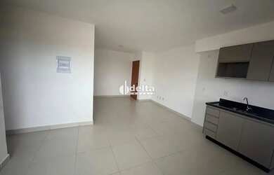 Imagem 2: Apartamento com 2 quartos sendo 1 suíte, disponível para locação no bairro Santa Mônica em