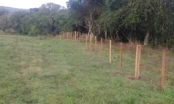 Imagem 4: Terreno de 3.000m² com água corrente