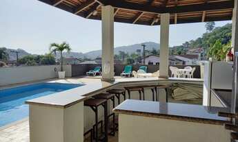 Imagem 4: Olha o tamanho deste Apto c/ 03 quartos/suíte, prédio c/ piscina e a localização top