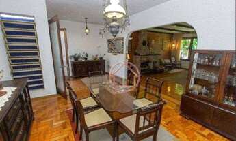 Imagem 6: Casa / 3 Dormitórios / 1 Suíte / 2 Vagas / Três Figueiras / Porto Alegre