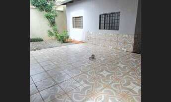 Imagem 1: Lindo Imóvel - 3 quartos