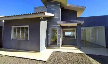 Imagem: CASA COM AMPLA SOBRA DE TERRENO A VENDA