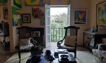 Imagem 2: Casa para venda possui 420 metros quadrados com 5 quartos em Gávea - Rio de Janeiro