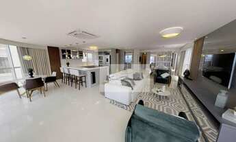 Imagem 3: Apartamento Mobiliado no Edifício Ibiza Towers com 5 suítes à venda por R$ 9.980.000,00