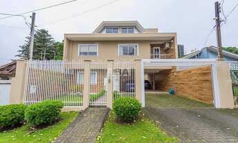 Imagem: Casa para venda tem 242 metros quadrados