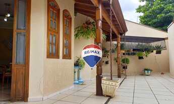 Imagem 2: A casa da família feliz