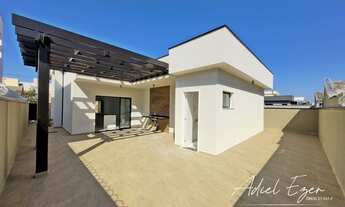 Imagem 4: Oportunidade - Elegante Casa Térrea - NOVISSIMA