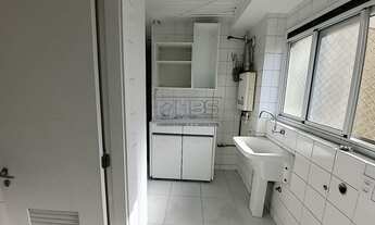 Imagem 6: Vila Amalfi - Apto com 4 dormitórios, 2 Suítes e 2 vagas no Panamby