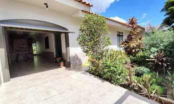 Imagem 4: Casa de terreno inteiro no Tropical