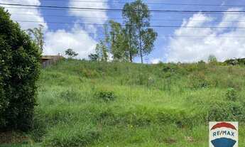 Imagem 3: Terreno com 1554 m² no Residencial Pomar da Serra , pequeno aclive com vista para o condom