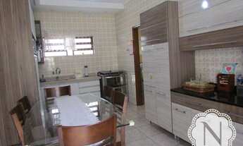 Imagem 6: Casa com edícula e amplo quintal à venda no Suarão - Itanhaém SP