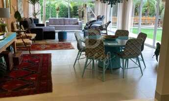 Imagem 5: Casa para venda possui 789 metros quadrados com 4 quartos